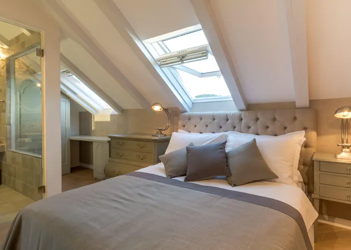 Procurator 7 Luxury Rooms