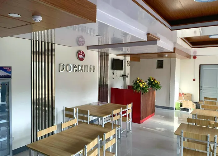 Rm Dormitel By Reddoorz