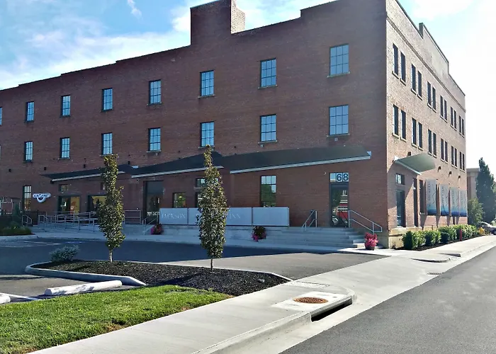 Pulaski Hotels