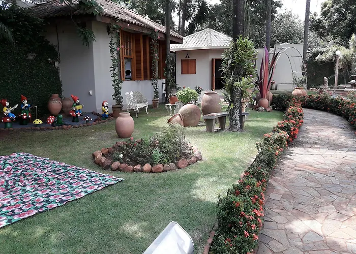Hotel Pousada Chale Das Flores Sertãozinho