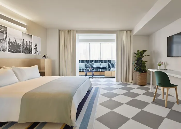 Asbury Park Hotels for Romantic Getaway