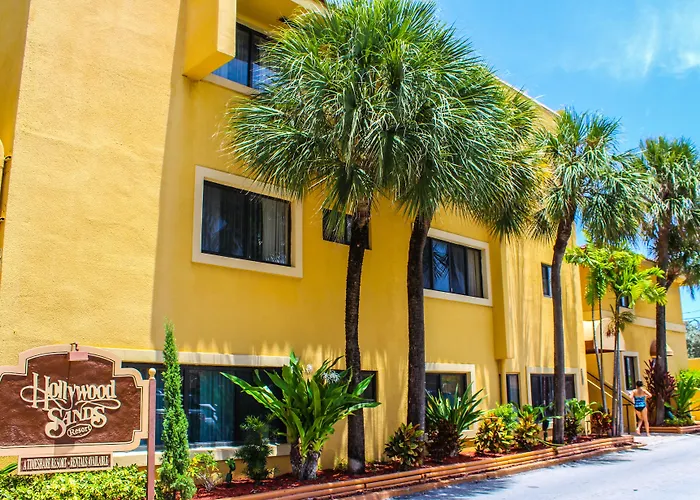 Hollywood Sands Resort