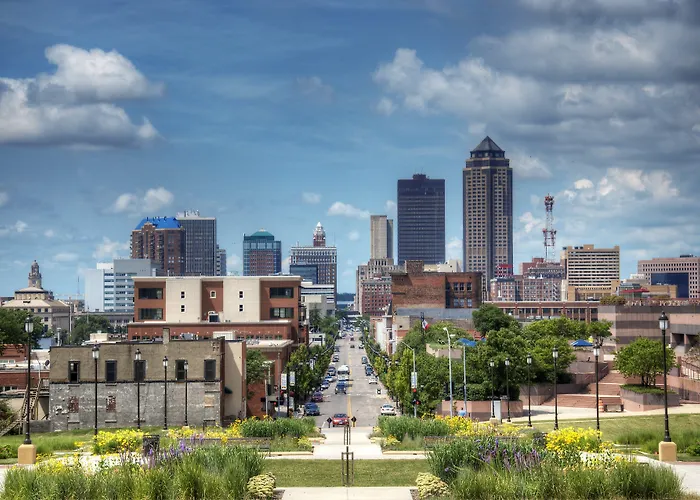 Des Moines Hotels for Romantic Getaway