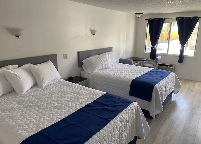 Thunderbird Motel