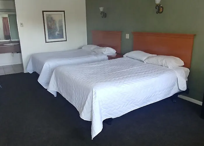 Thunderbird Motel
