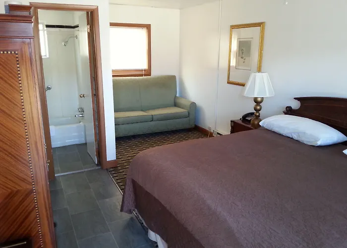 Golden Gate Lodging Plattsburgh