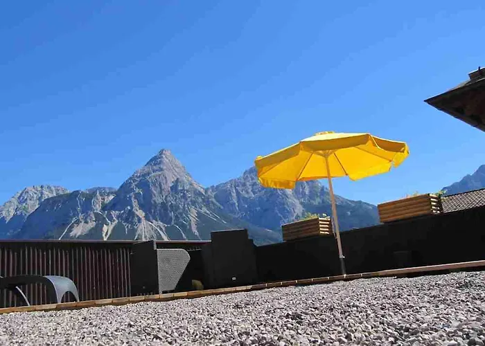 Alpenstern Rooms & Suites Lermoos