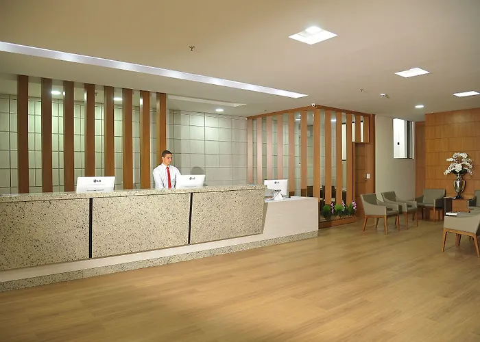 Hotel Maestro Premium Cascavel