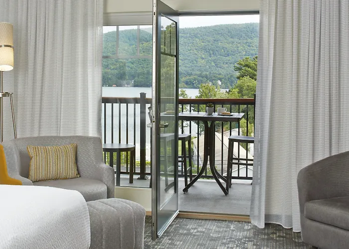 Lake George Hotels for Romantic Getaway