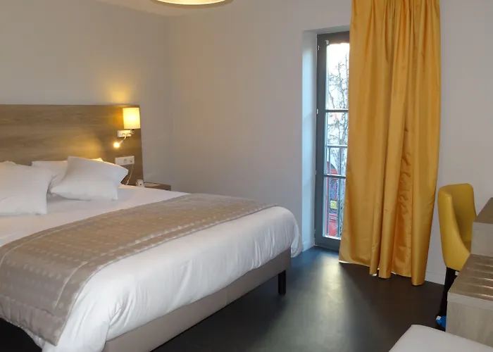 Arnac-Pompadour Hotels
