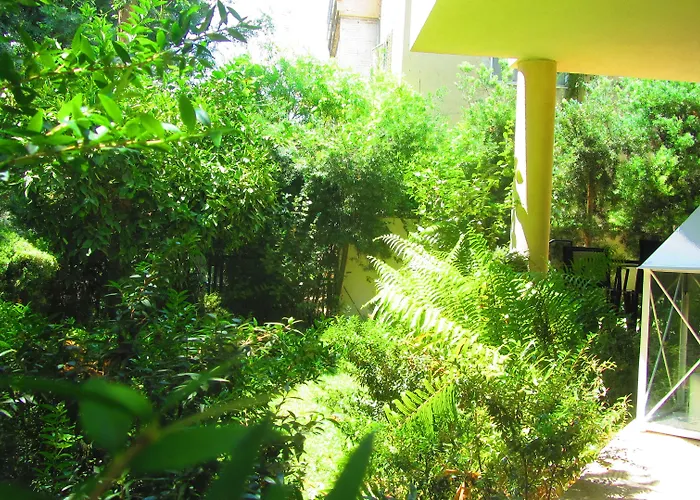 White Villa Hotel Tel Aviv