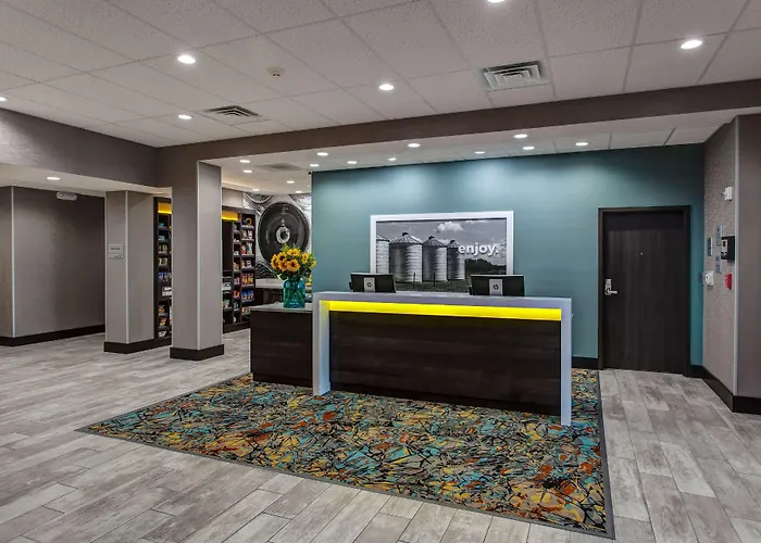 Hampton Inn & Suites-Wichita/Airport, Ks
