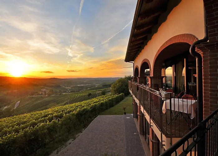 Tota Virginia Antico Podere Serralunga d'Alba