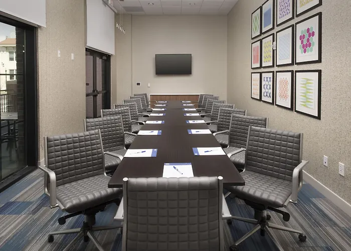 Holiday Inn Express Pensacola Downtown By Ihg