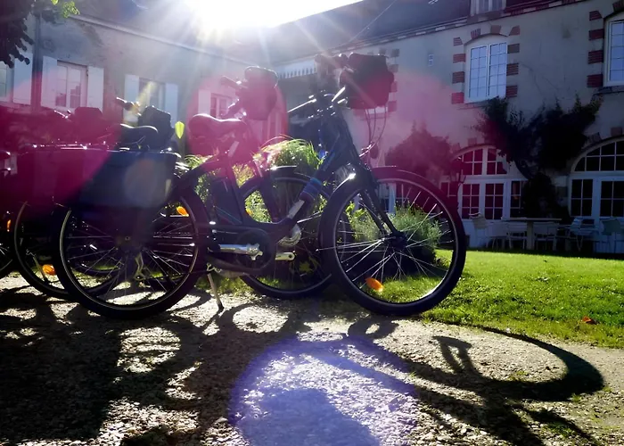 Beaugency Hotels