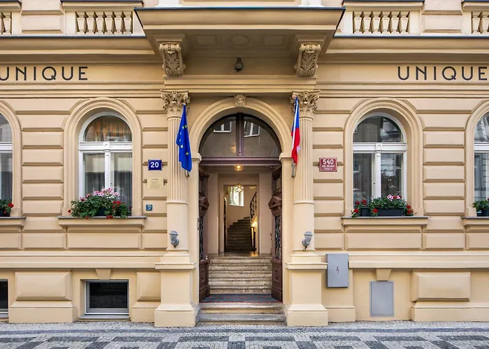 Hotel Unique