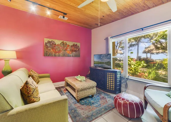 Beach Place Guesthouses Cocoa Beach