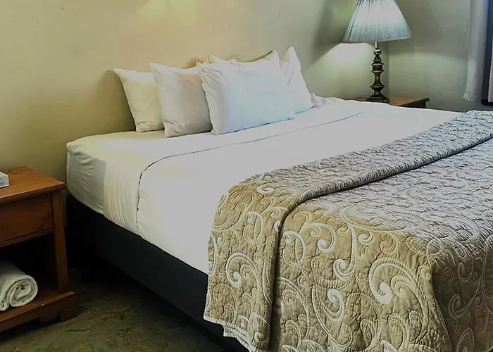 Riverside Hot Springs Inn & Spa - Adults Only Lava Hot Springs