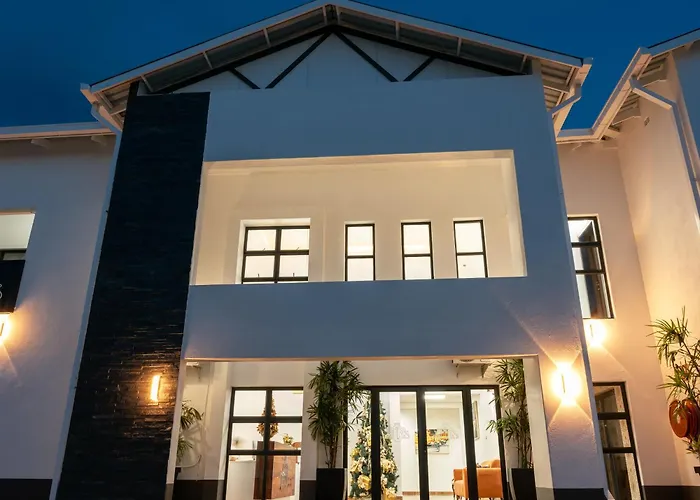 10 On Pauling Hotel Bulawayo