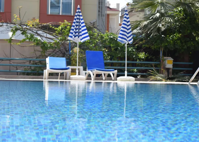 Gueden-Pearl Apart Hotel , Grosse Apartments Mit Kueche , Privater Strand , Ausgezeichnetes Fruehstueck