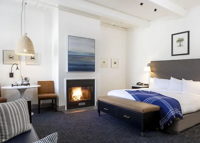 Tiburon Hotels