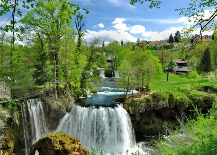 Hotels in Slunj