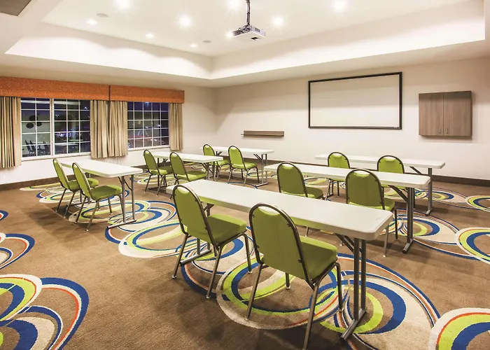 La Quinta By Wyndham St. Paul-Woodbury