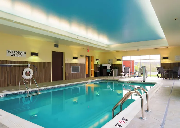 Fairfield Inn & Suites By Marriott Dickson