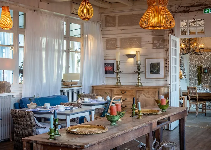 Hotels in Montsoreau
