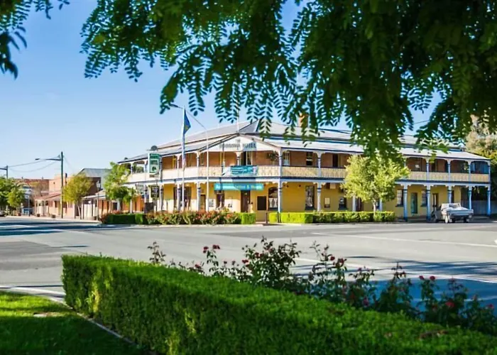 Boorowa Hotel