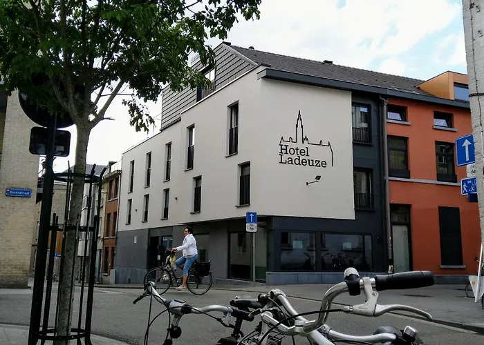 Hotel Ladeuze