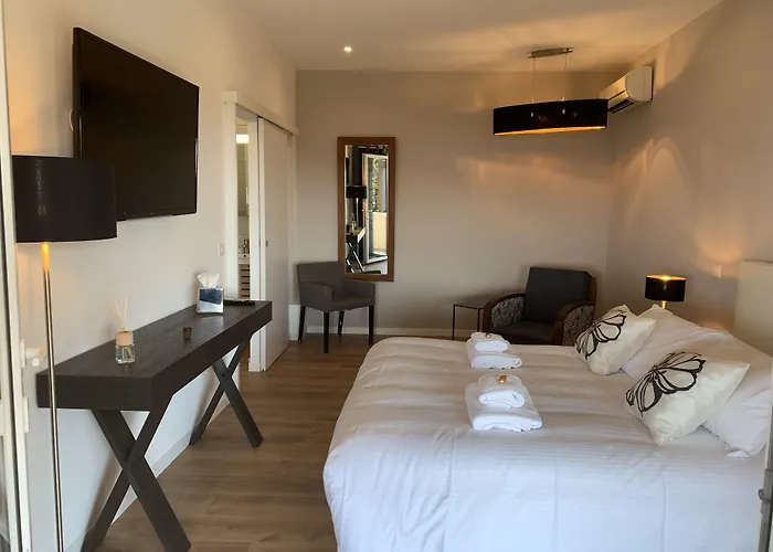 Swim Lodge Hotel Piscine Privee Ou Jacuzzi Prive Porto-Vecchio 
