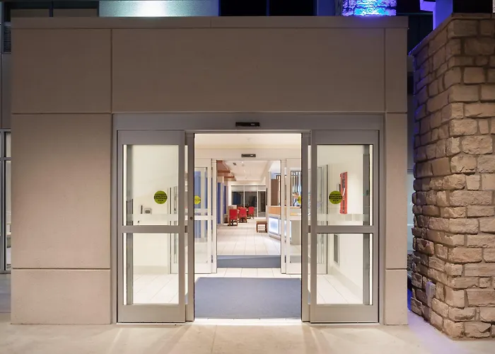 Holiday Inn Express & Suites - Sterling By Ihg