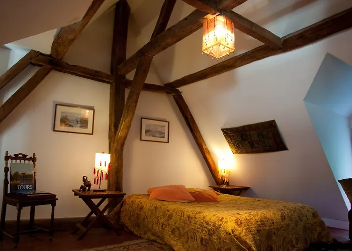 Bed and Breakfast La Demeure Saint-Ours à Loches