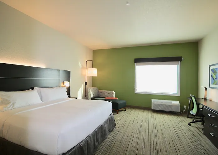 Holiday Inn Express & Suites - Kirksville - University Area By Ihg