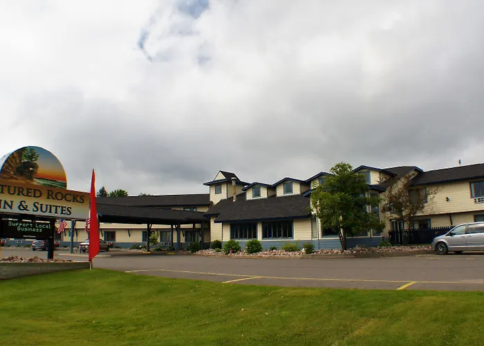 Pictured Rocks Inn And Suites Munising
