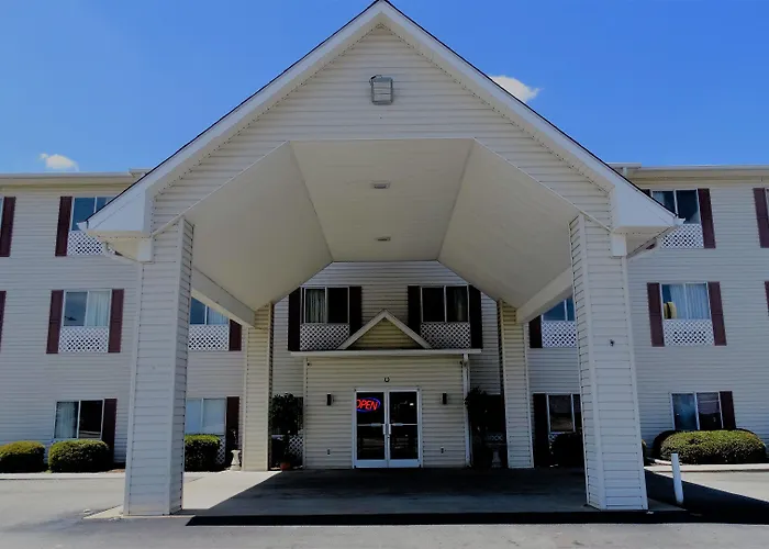 Claxton Hotels