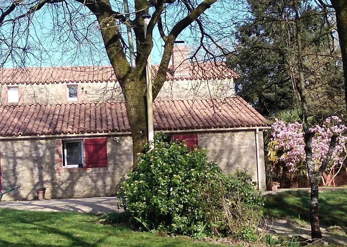 Bed and Breakfast Les Trois Geais à Les Épesses