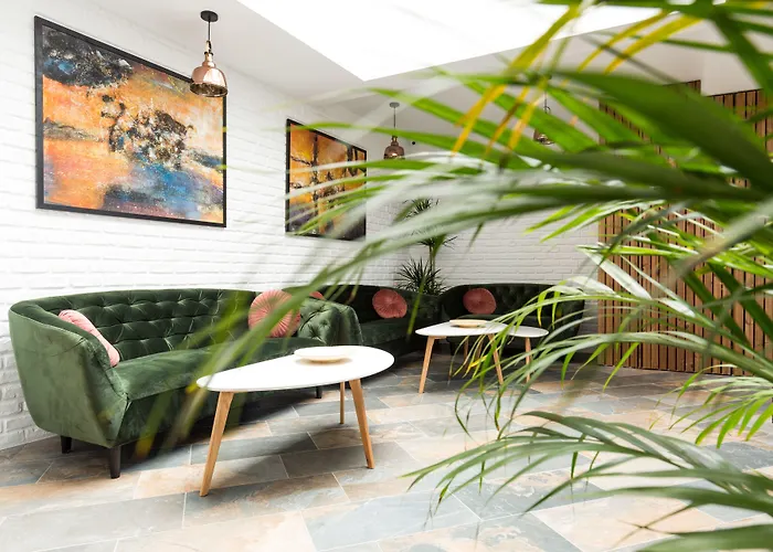 Upperhouse Suites & More Braşov