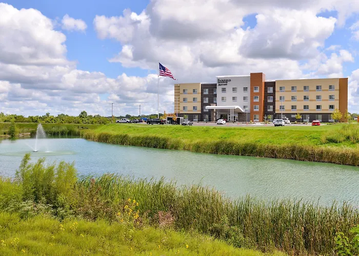 Warrensburg Hotels