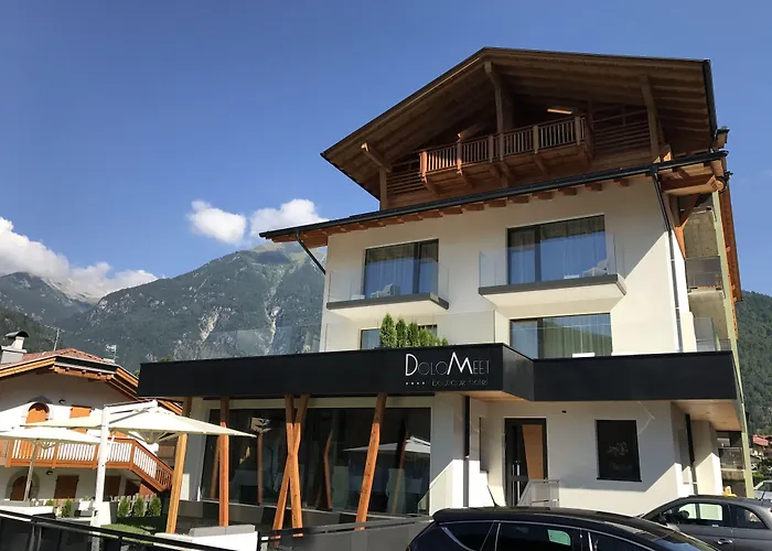 Dolomeet Boutique Hotel Pinzolo