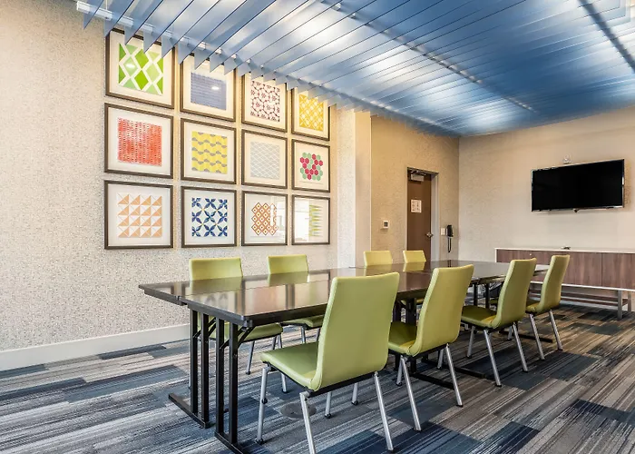 Platteville Hotels