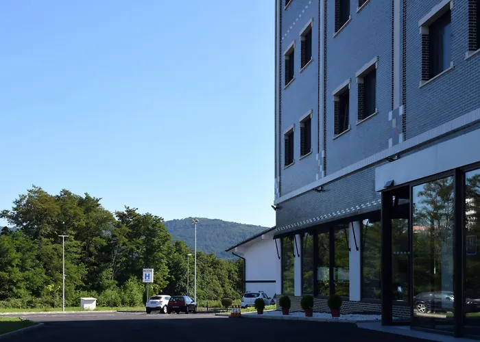 Hotel New Bilbao Airport Derio