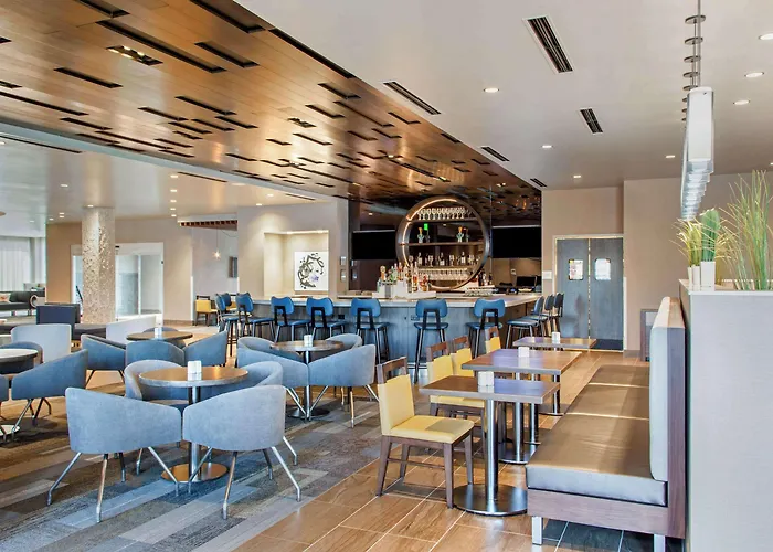 Cambria Hotel Phoenix Chandler - Fashion Center