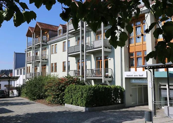 Hotels in Taufkirchen (Vils)