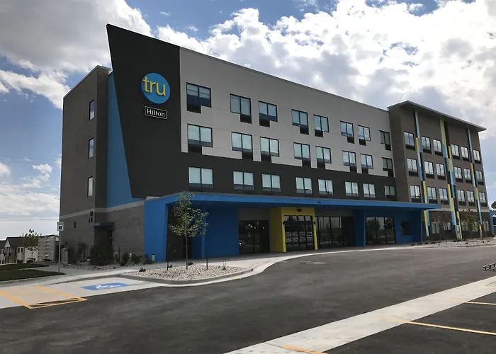 Tru By Hilton Cedar Rapids Westdale Hotel