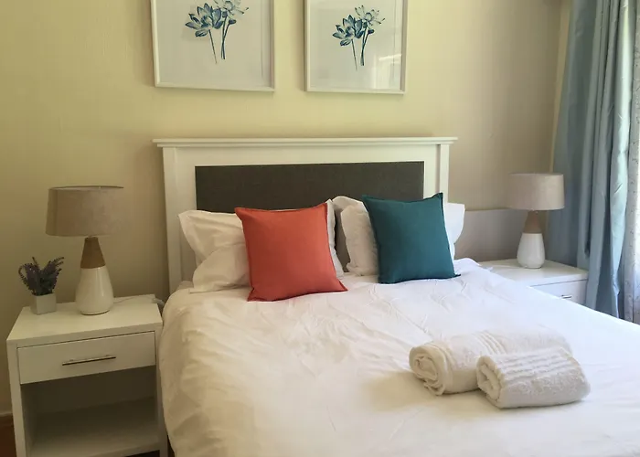 Peppertree Guest House Paulshof Jhb Sandton Solar&Borehole