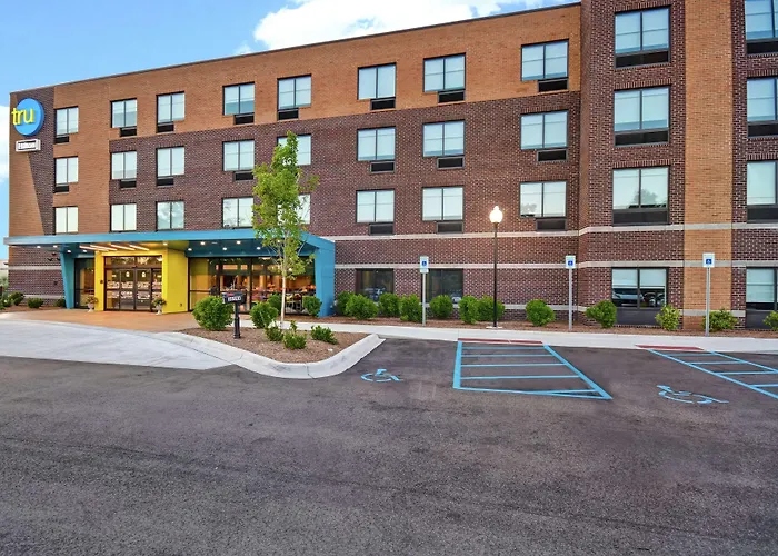 Tru By Hilton Sterling Heights Detroit