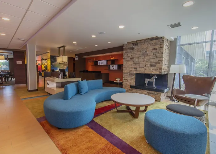 Fairfield Inn & Suites By Marriott Atlanta Woodstock