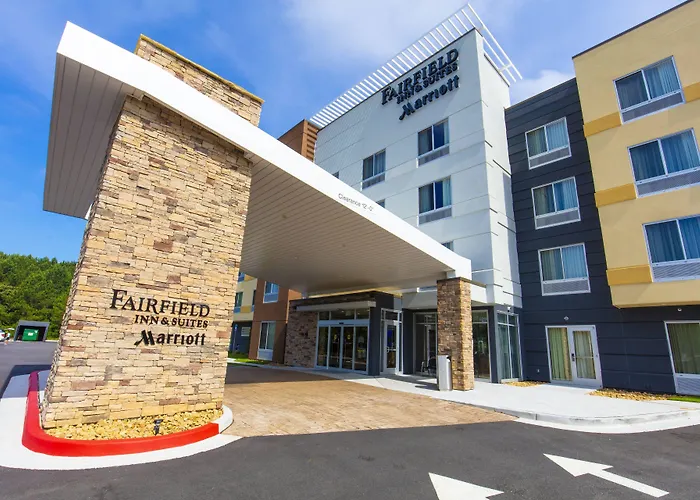 Fairfield Inn & Suites By Marriott Atlanta Woodstock